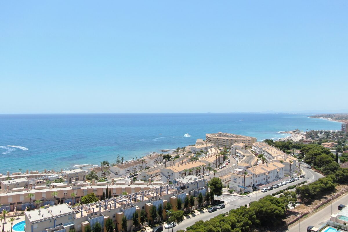 4-Bedroom Villa, Campoamor, Orihuela Costa — June 2026 &mdash; photo 11